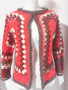cardigan esagonale granny rosso